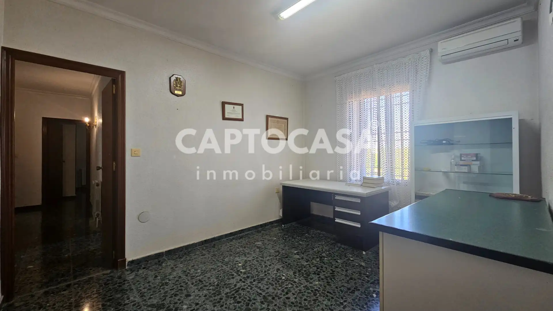 Country house zum Verkauf in Cartagena mit Klimaanlage, Heizung und Privatgarten