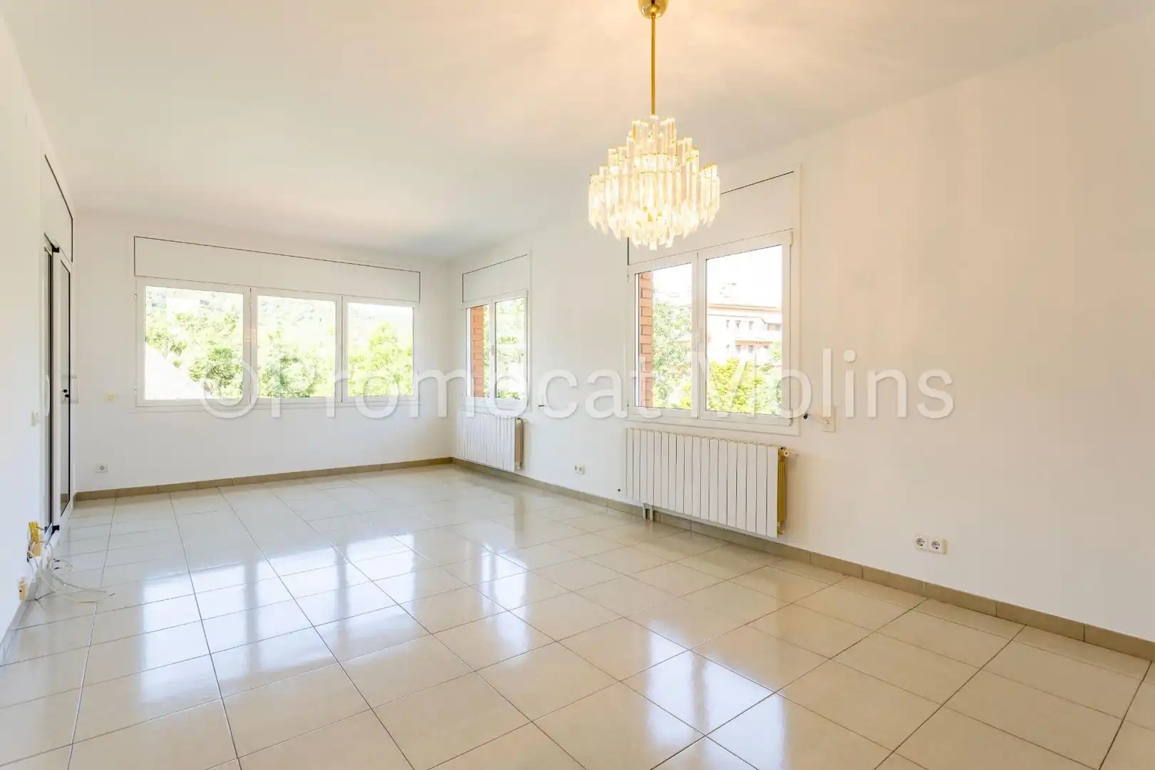 Sala de estar de Casa o chalet en venta en La Palma de Cervelló con Calefacción, Jardín privado y Terraza