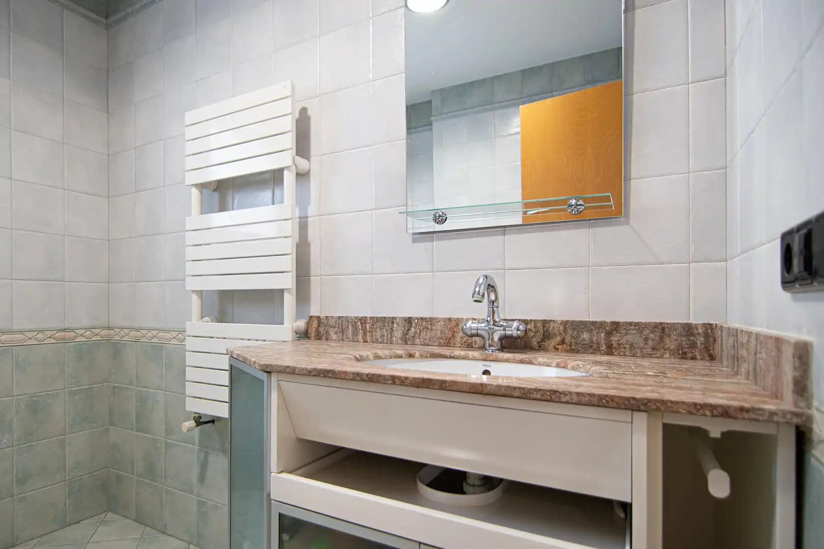 Baño de Casa o chalet en venta en Palau de Santa Eulàlia con Aire acondicionado, Calefacción y Jardín privado