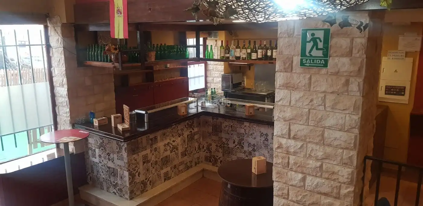 Business premises for sale in Calle de Ramos Carrión 10, imagen 6