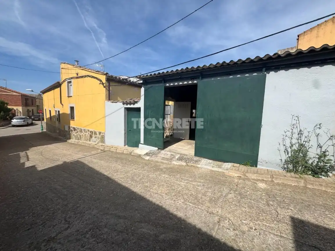 Exterior view of Country homes for sale in Tórtola de Henares  with Heating