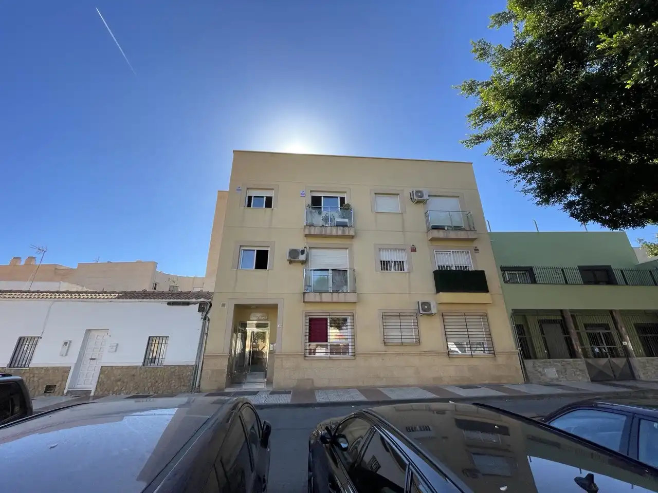 Vista exterior de Pis en venda en Roquetas de Mar ciudad