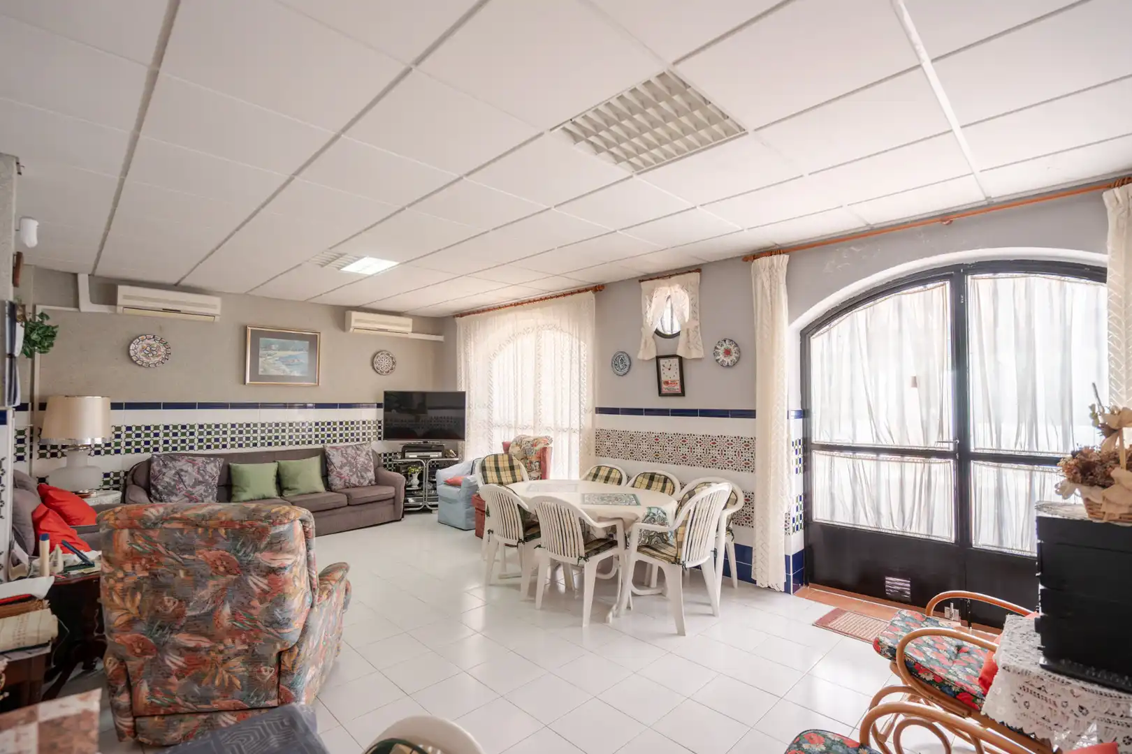 Living room of Detached homes for sale in El Tiemblo   with Heating, Terrace and Community pool