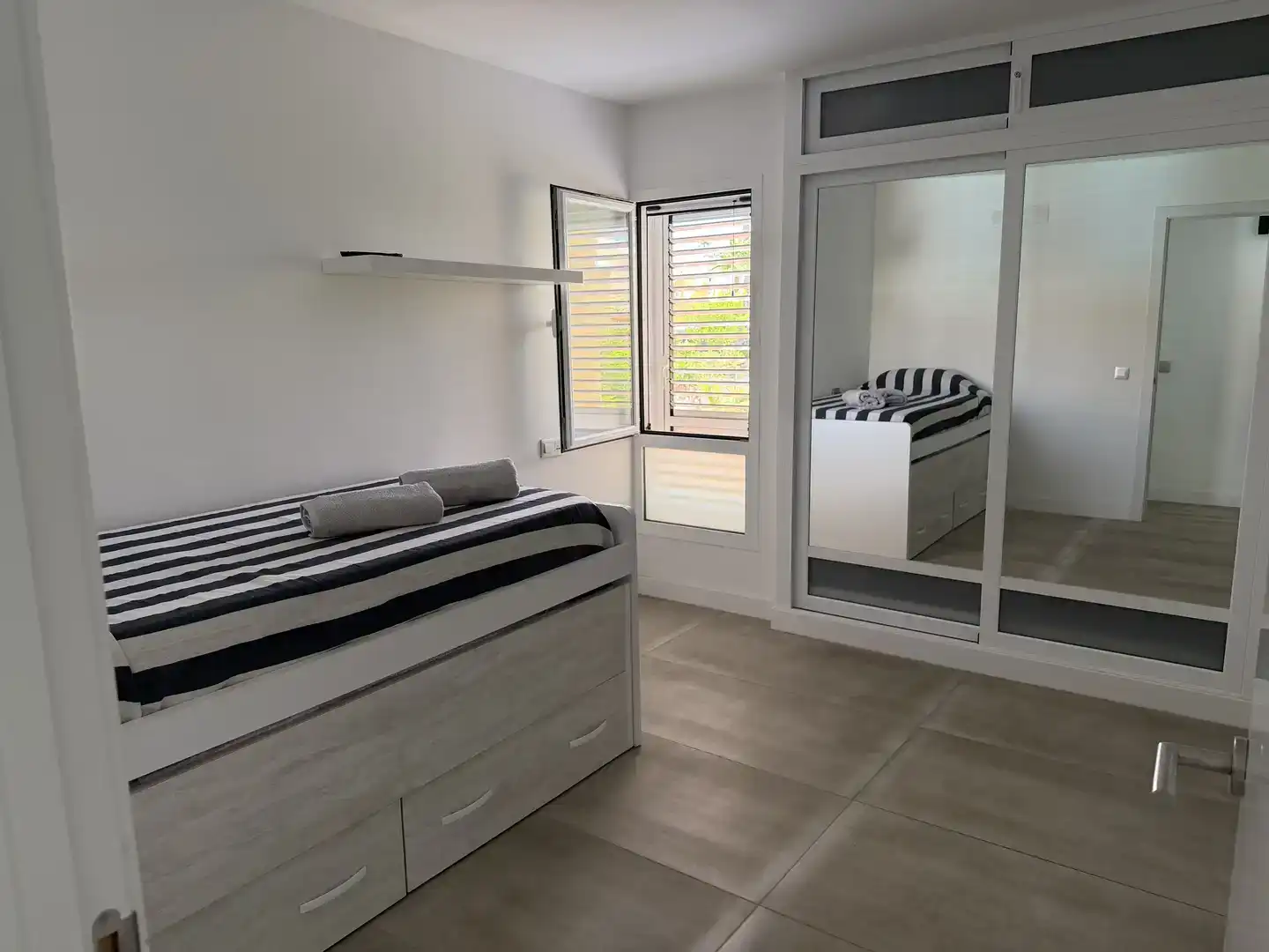 Dormitori de Casa o xalet en venda en San Bartolomé de Tirajana amb Aire condicionat i Piscina