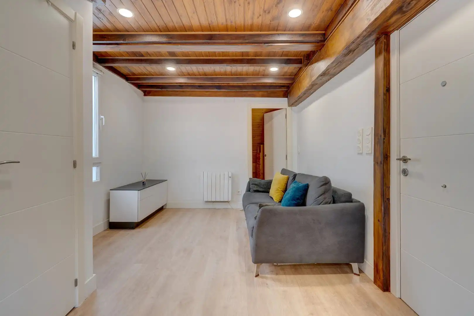 Sala de estar de Ático en venta en Errenteria con Calefacción y Amueblado