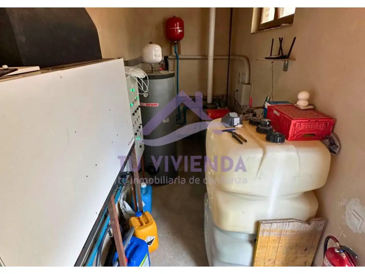 Casa o chalet en venta en Bustillo de la Vega con Jardín privado, Piscina y Amueblado