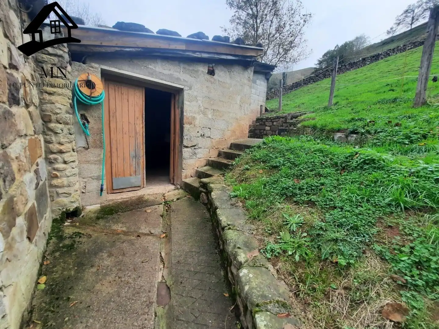 Vista exterior de Finca rústica en venda en Vega de Pas
