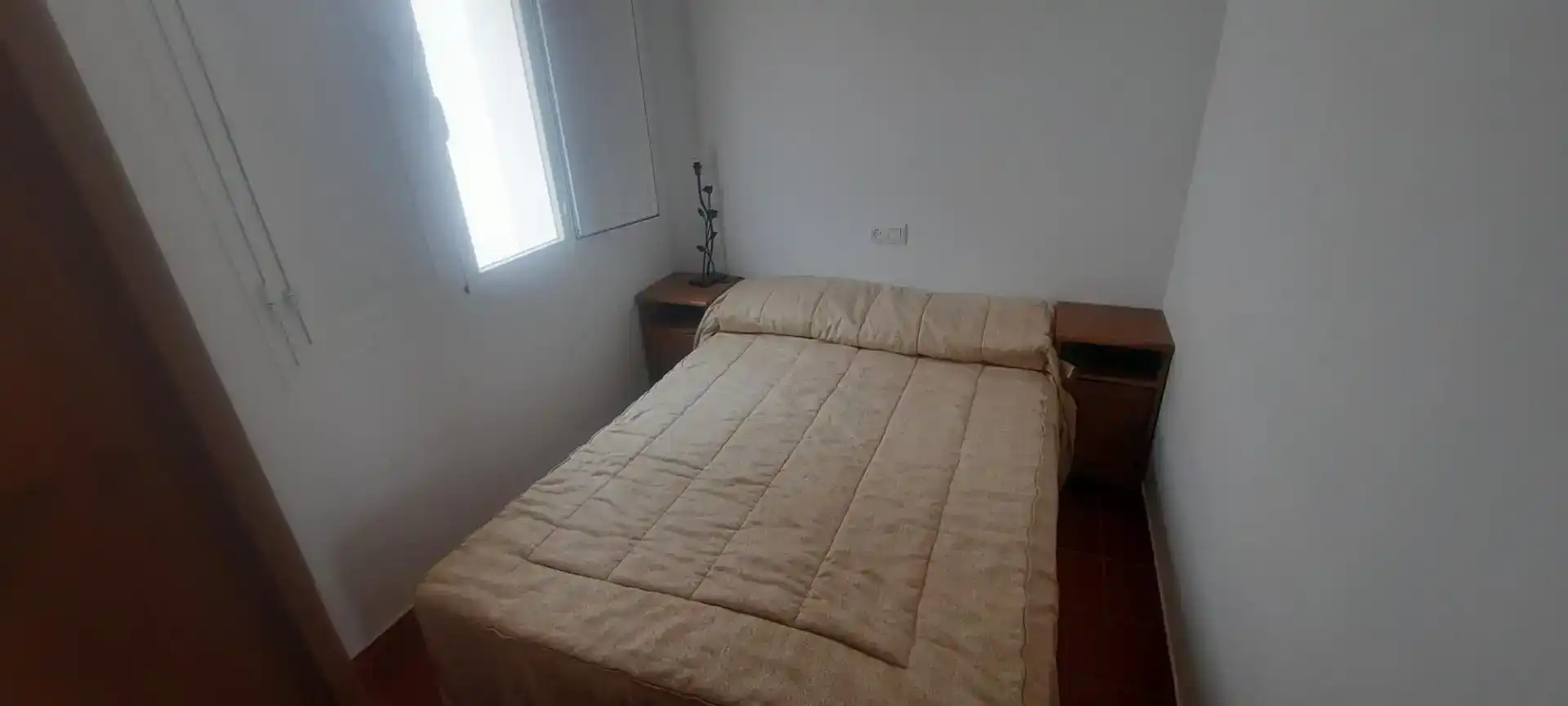 Habitación de Apartamento en venta en El Pedroso con Jardín privado, Amueblado y Lavadora