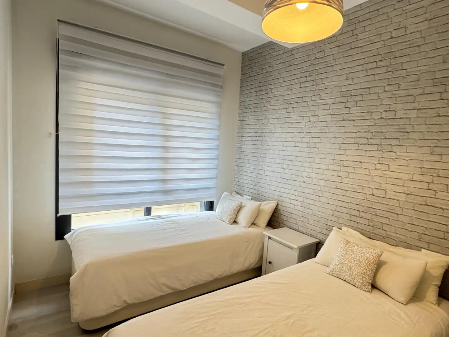 Dormitori de Apartament de lloguer en Málaga amb Aire condicionat, Calefacció i Moblat