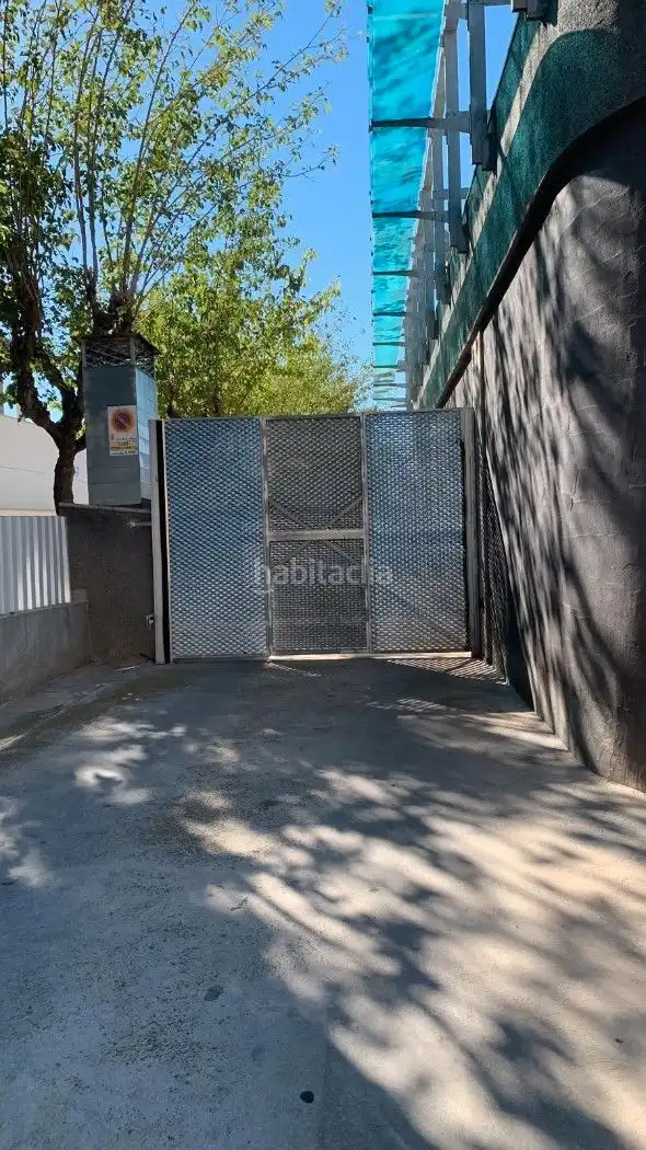 Parkplatz zur Miete in Avenida del Rocío 5, imagen 5