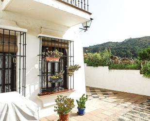 Garden of Study for sale in Benahavís  with Air Conditioner and Terrace