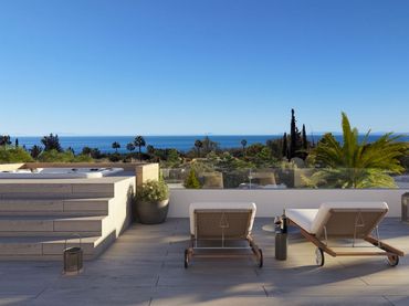Casa amb piscina en venda a Elviria - Cabopino