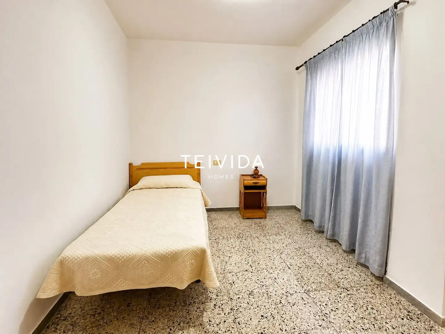 Bedroom of Flat for sale in Arona