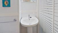 Bathroom of Duplex for sale in  Madrid Capital  with Air Conditioner and Terrace