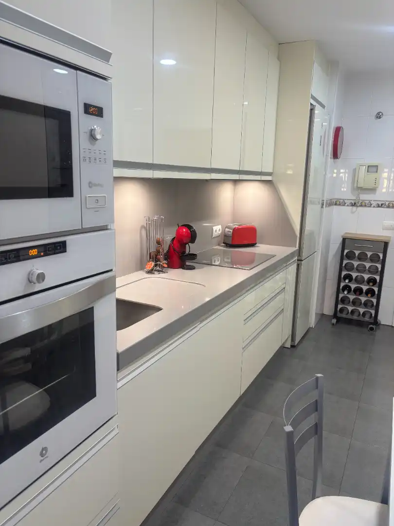 Cocina de Piso en venta en Marbella con Aire acondicionado, Terraza y Amueblado