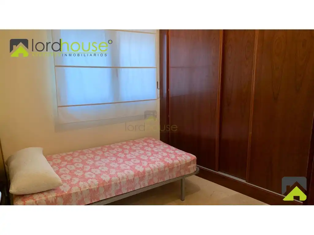 Dormitori de Apartament en venda en Lorca
