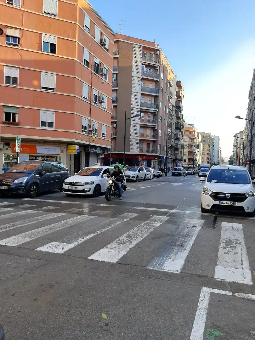 Local comercial en venda a Carrer de l'Explorador Andrés 25, imagen 6