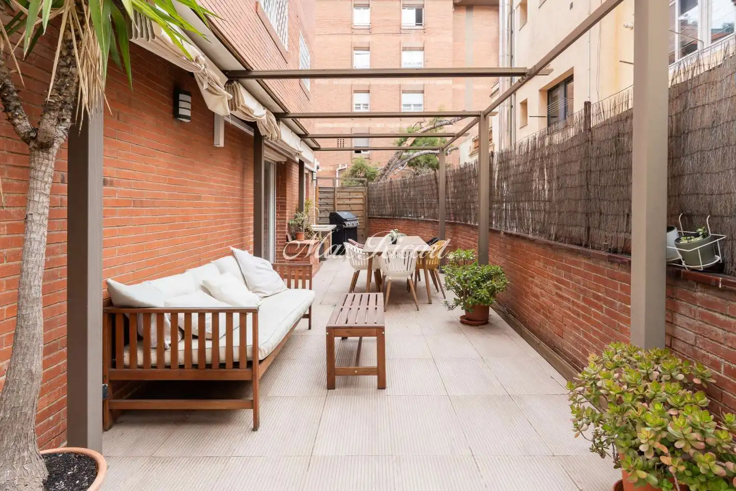 Terrasse von Wohnung zum Verkauf in Barcelona mit Klimaanlage, Heizung und Terrasse