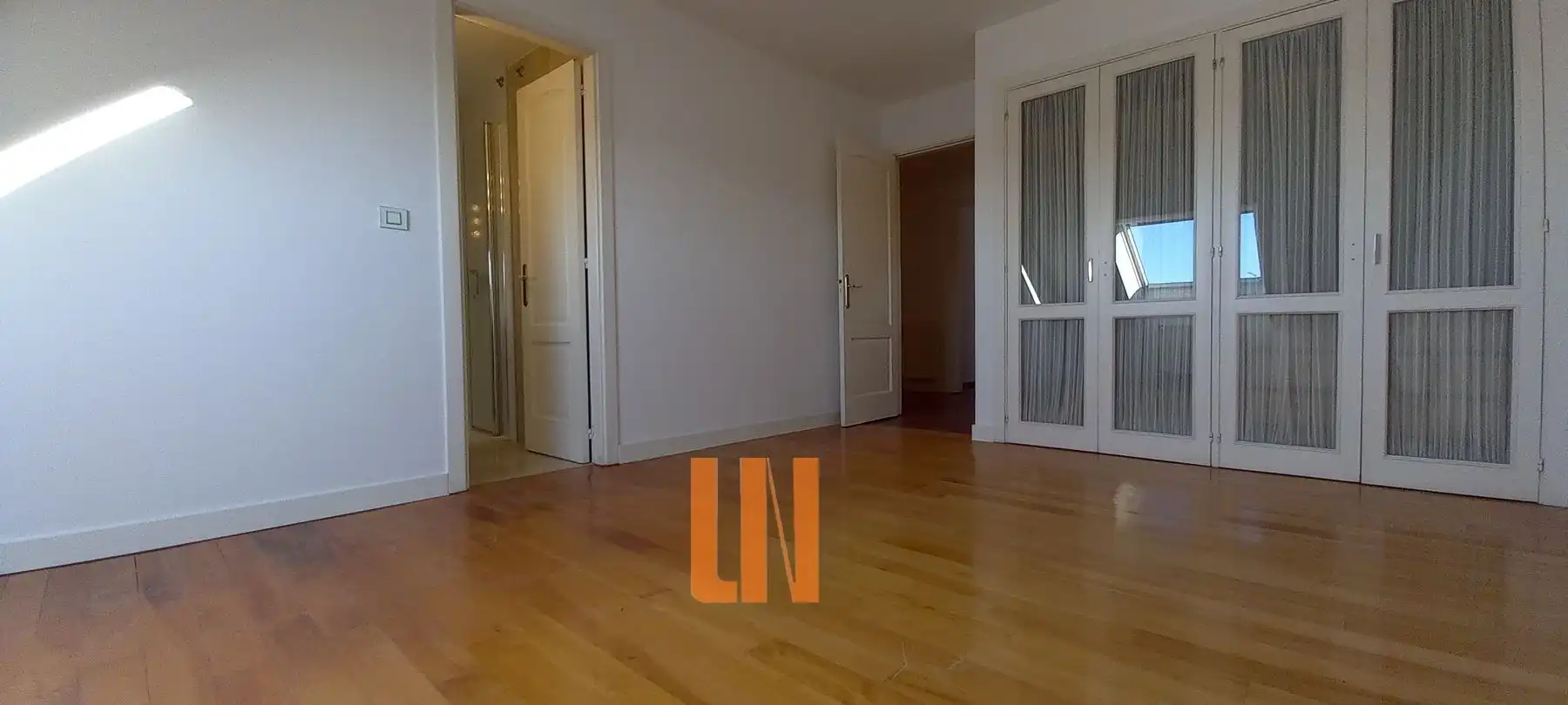 Dormitori de Pis de lloguer en Oleiros amb Calefacció, Parquet i Traster