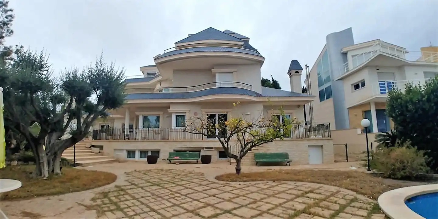 Casa con terraza en venta en Playa de San Juan - El Cabo de las Huertas, imagen 5