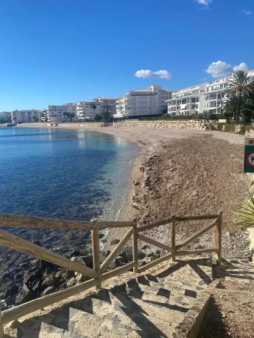 Außenansicht von Wohnung zum Verkauf in Altea mit Klimaanlage, Privatgarten und Terrasse