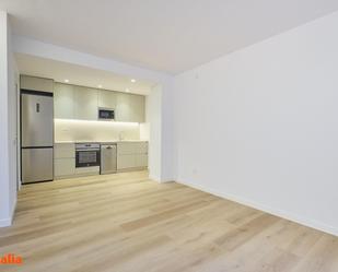 Kitchen of Flat for sale in  Barcelona Capital  with Air Conditioner