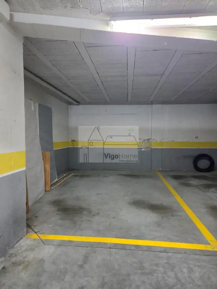 Parking of Attic for rent in Vigo   with Heating, Parquet flooring and Terrace