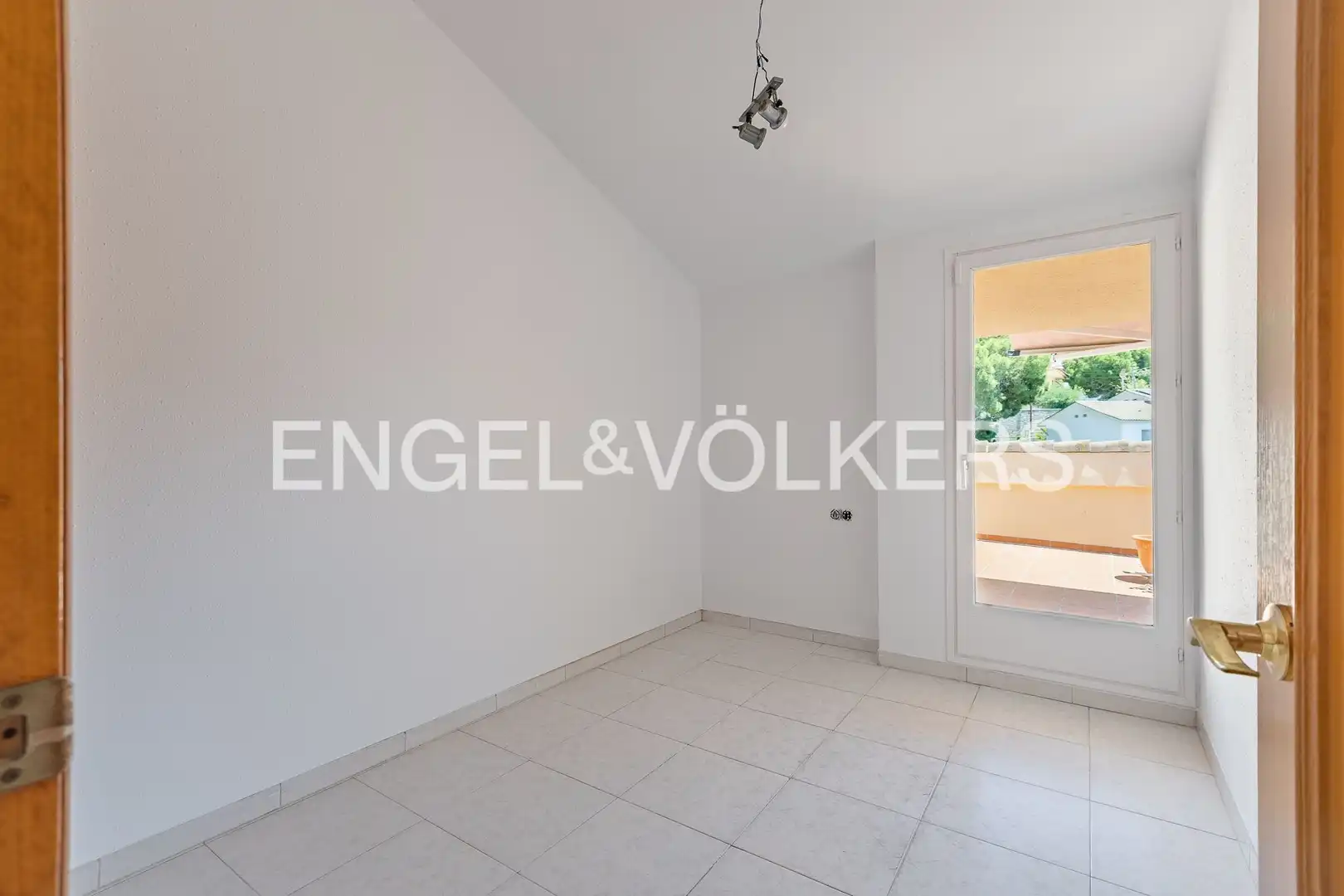 Dúplex en venta en Palau-solità i Plegamans con Calefacción, Terraza y Balcón