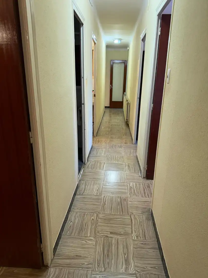 Wohnung zum Verkauf in Cervera mit Heizung, Terrasse und Abstellraum