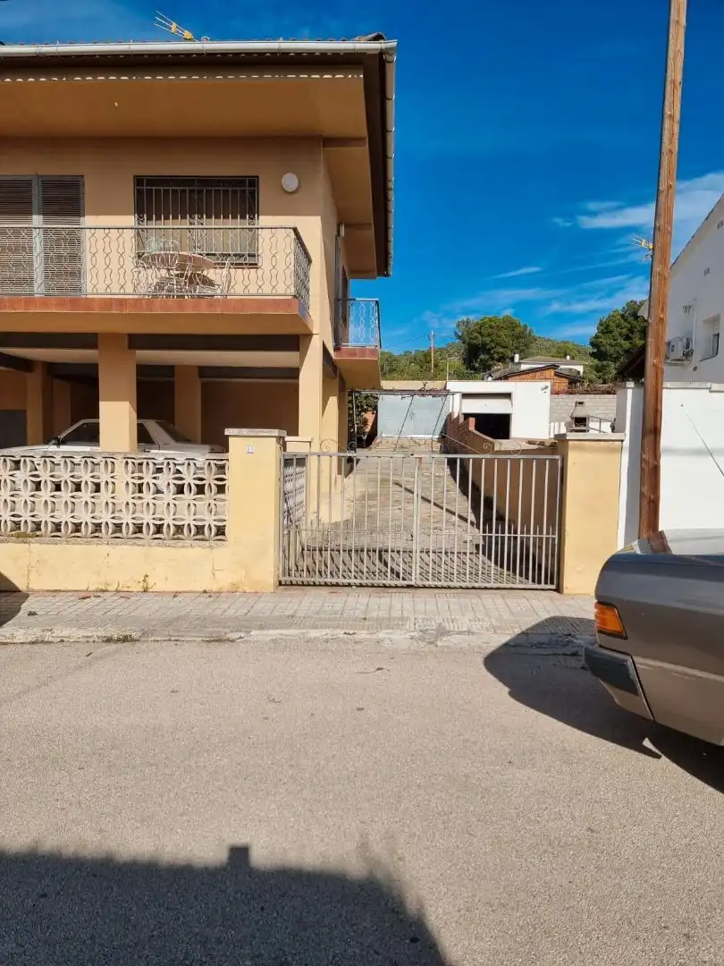 Vista exterior de Casa o xalet en venda en Sant Jaume dels Domenys amb Calefacció, Jardí privat i Traster