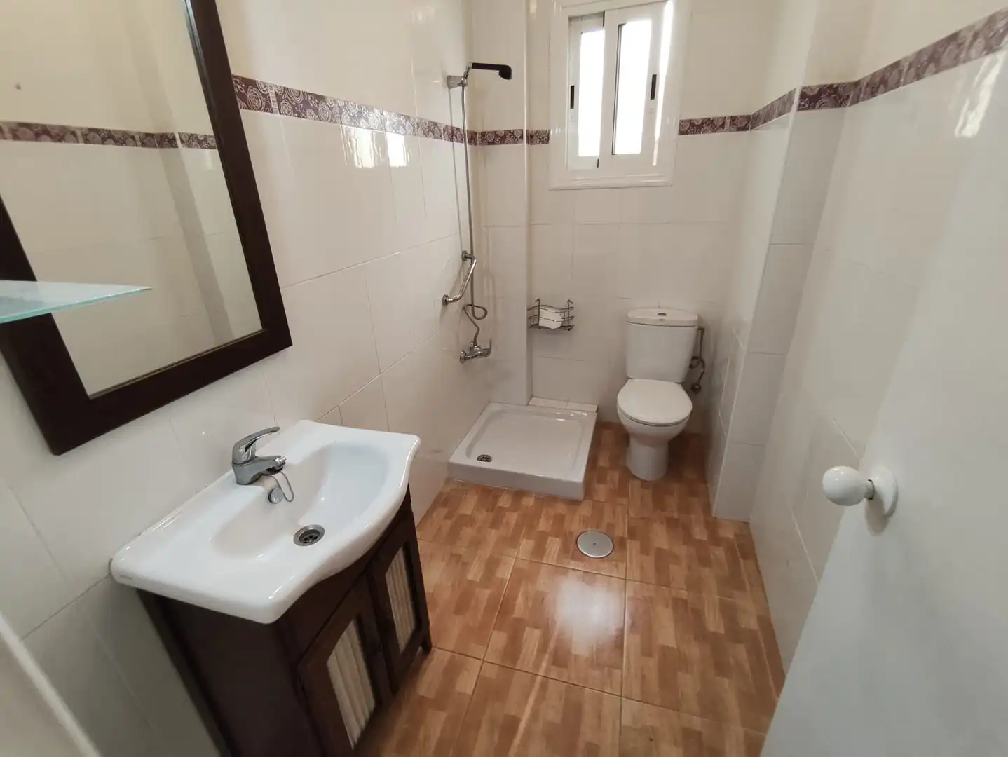 Badezimmer von Wohnung zum Verkauf in Alcantarilla mit Klimaanlage und Balkon