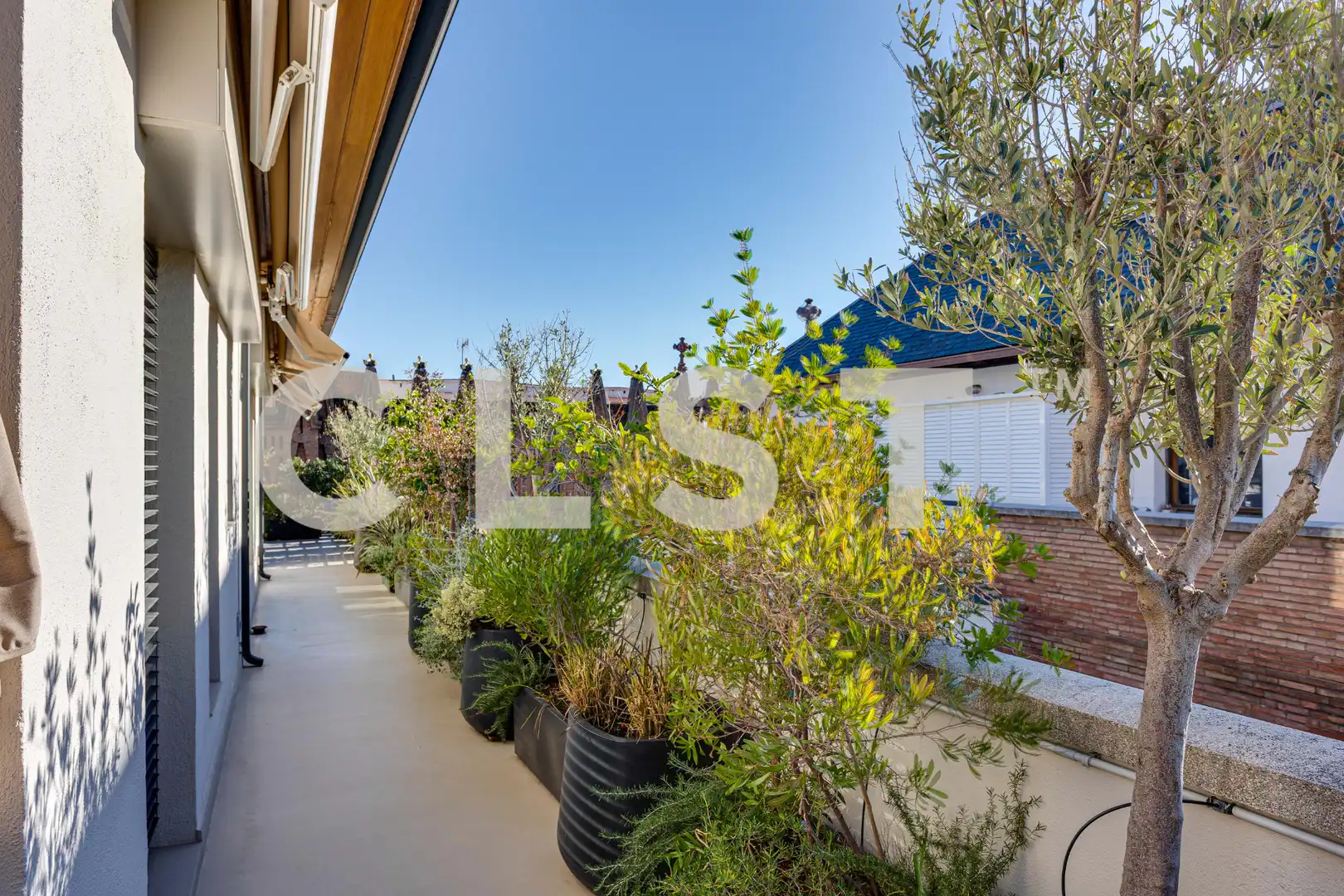Terrasse von Dachboden zur Miete in Barcelona mit Klimaanlage, Heizung und Parkett