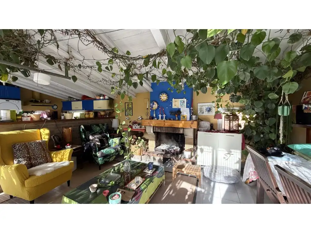Sala de estar de Casa o chalet en venta en Castelló d'Empúries