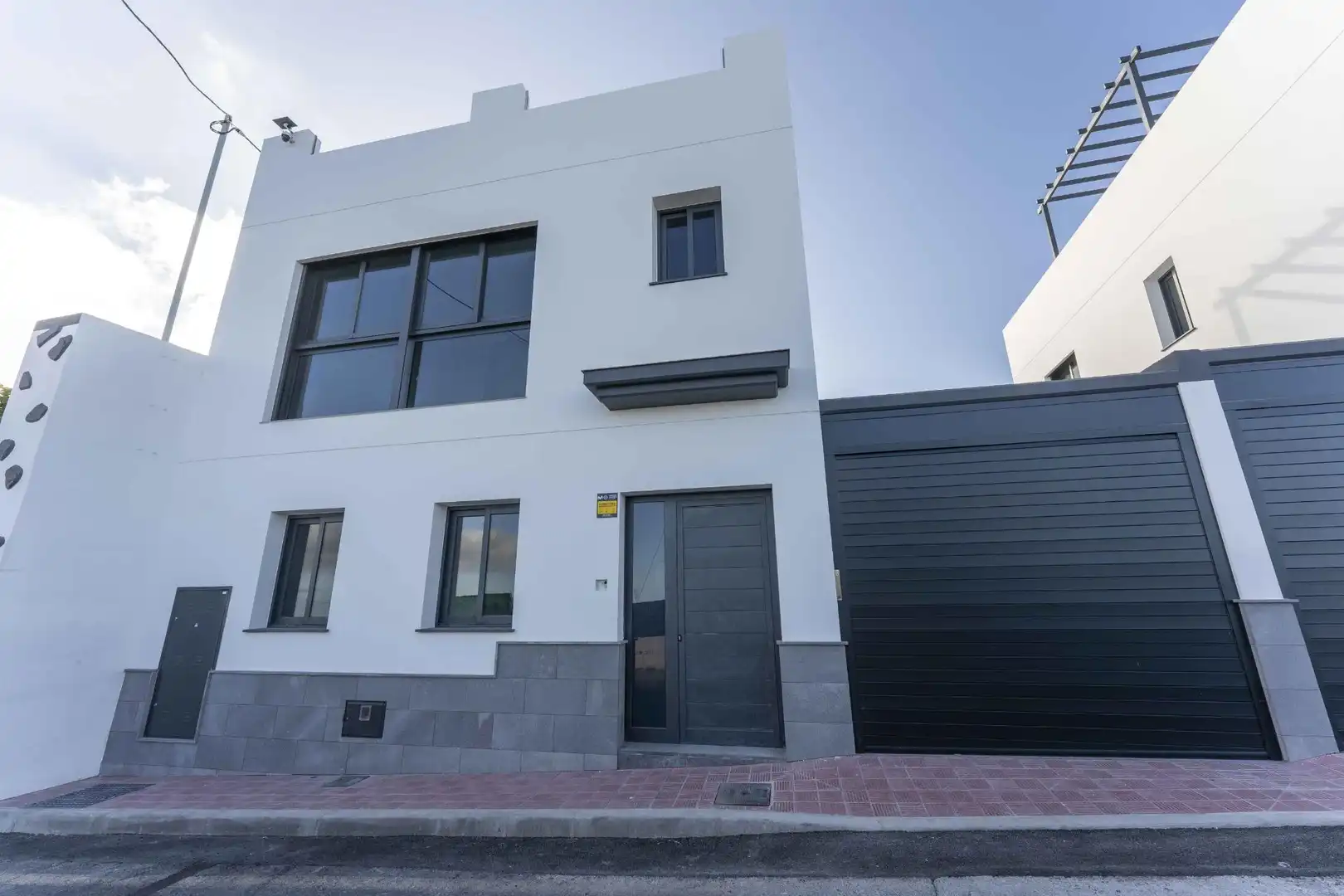 Vista exterior de Casa adosada en venta en San Miguel de Abona con Aire acondicionado, Jardín privado y Terraza