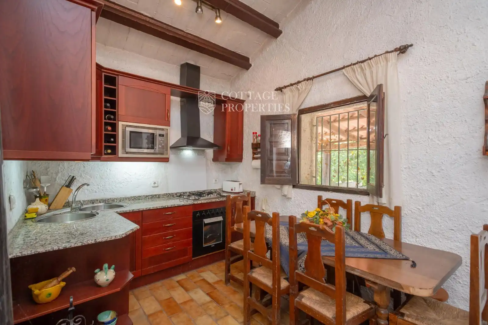 Cocina de Finca rústica en venta en Aguilar de Segarra con Calefacción