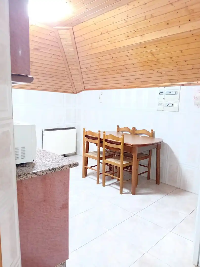 Küche von Haus oder Chalet zur Miete in A Mezquita  mit Heizung, Abstellraum und Möbliert