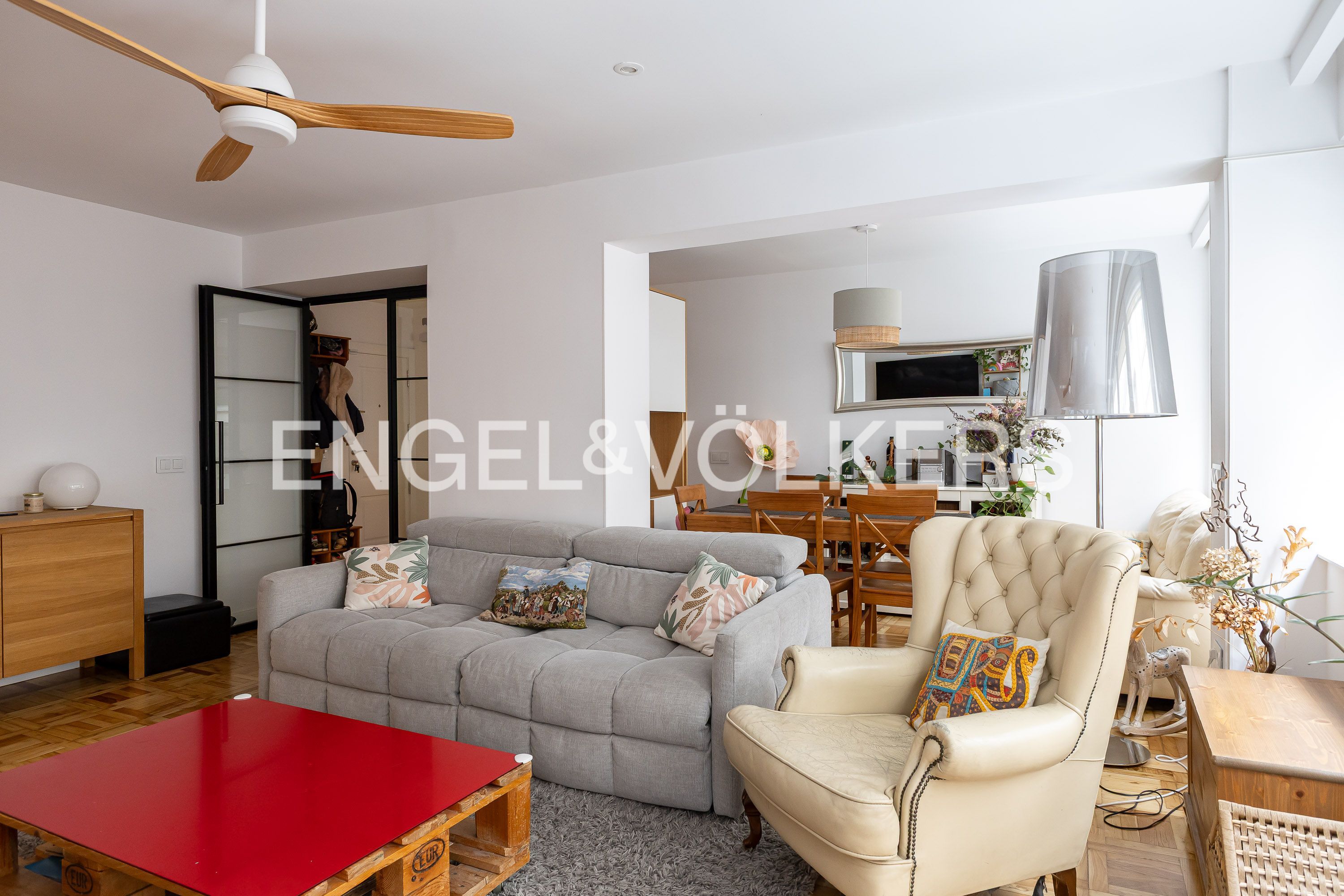 Sala de estar de Piso en venta en  Madrid Capital con Calefacción