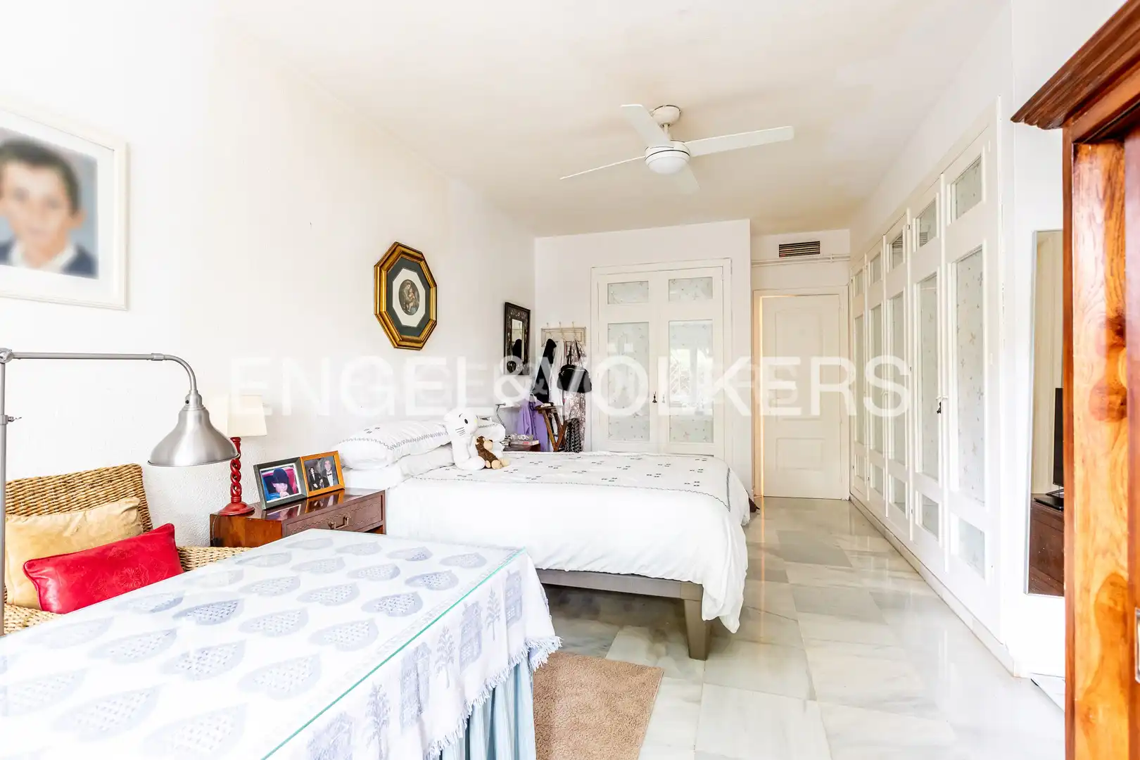Habitación de Piso de alquiler en Sevilla con Aire acondicionado, Calefacción y Trastero