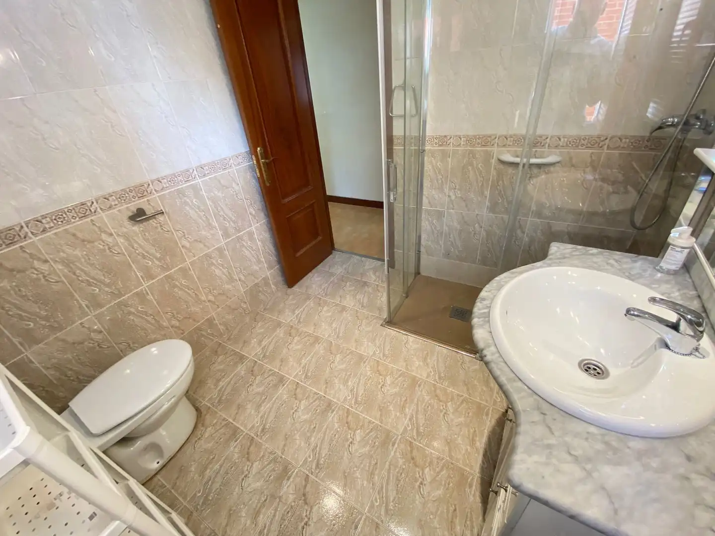 Room in Calle Pico de Alba, 2, Palomeras Bajas