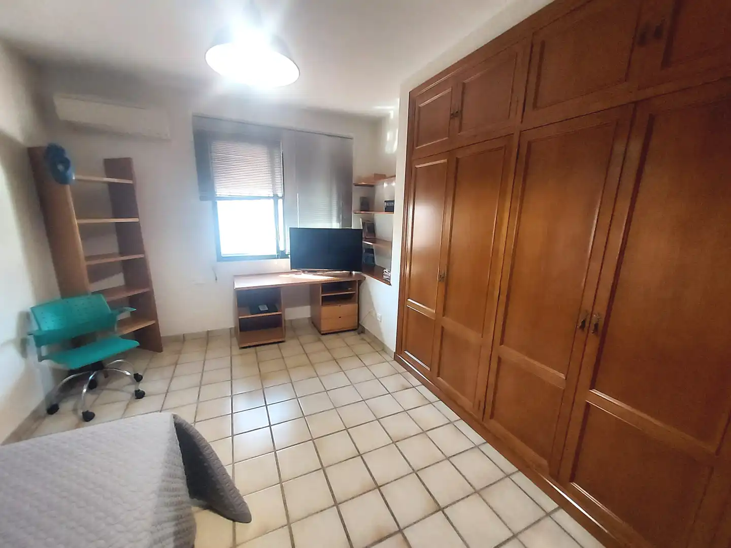 Habitación de Casa o chalet en venta en Algeciras con Aire acondicionado, Terraza y Piscina