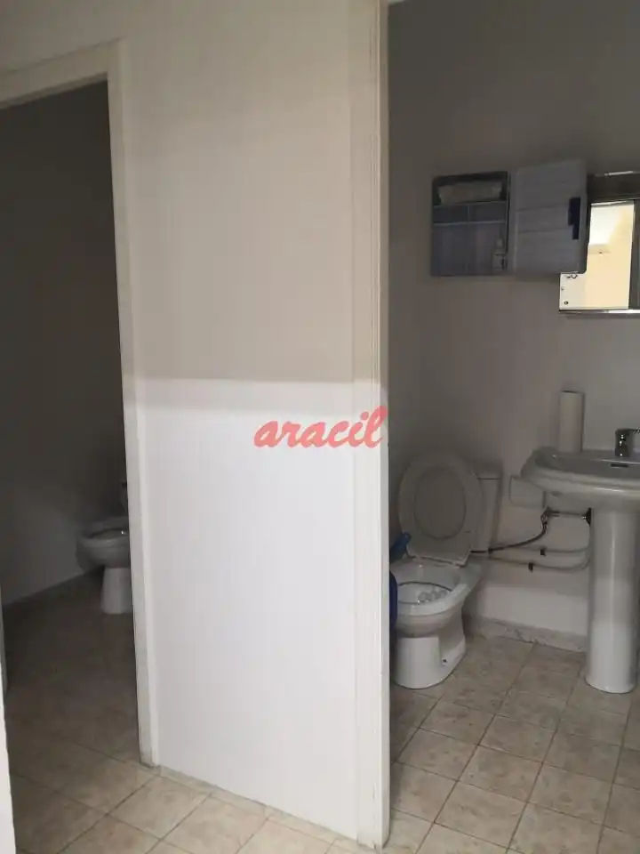 Baño de Local de alquiler en Maceda