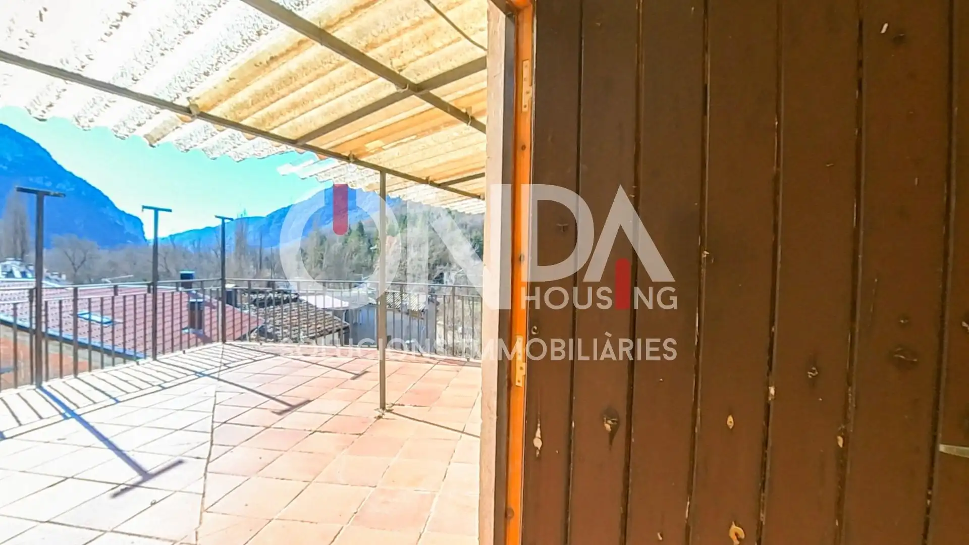 Buildings for sale in Avenida FLAMISELL, 5, Senterada
