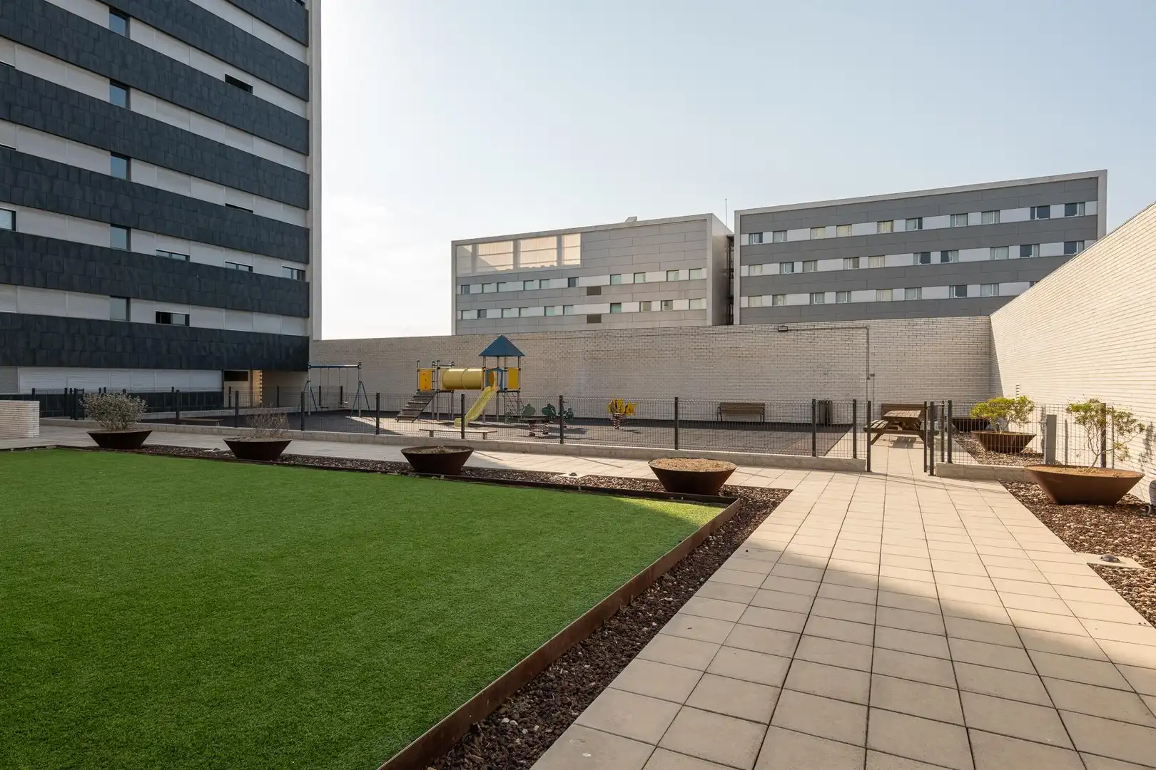 Terraza de Piso en venta en Viladecans con Aire acondicionado, Calefacción y Jardín privado