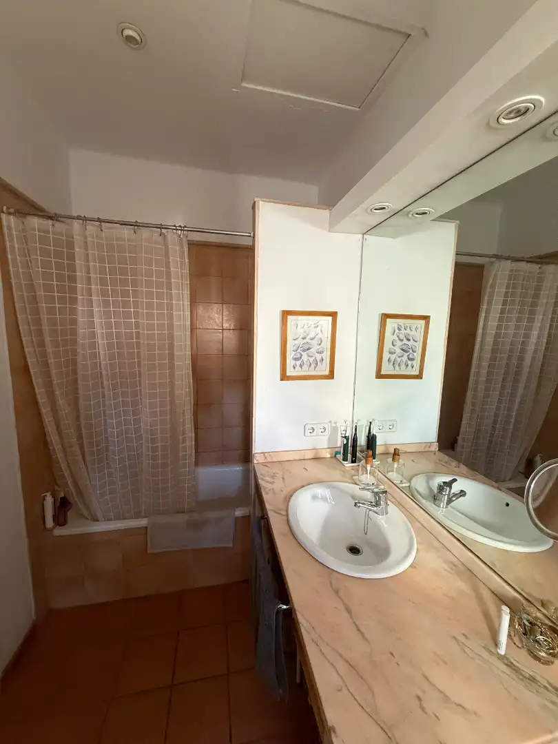 Badezimmer von Haus oder Chalet zum Verkauf in Sant Cugat del Vallès mit Privatgarten und Abstellraum