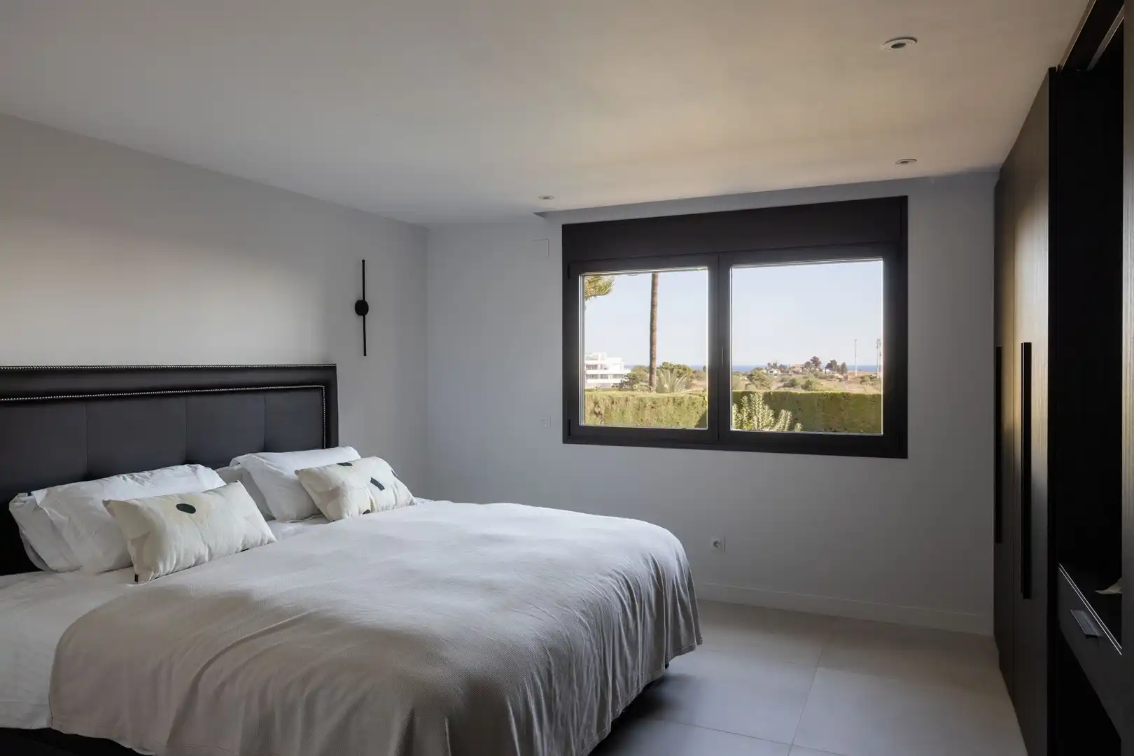 Habitación de Casa o chalet en venta en Benahavís con Terraza y Balcón