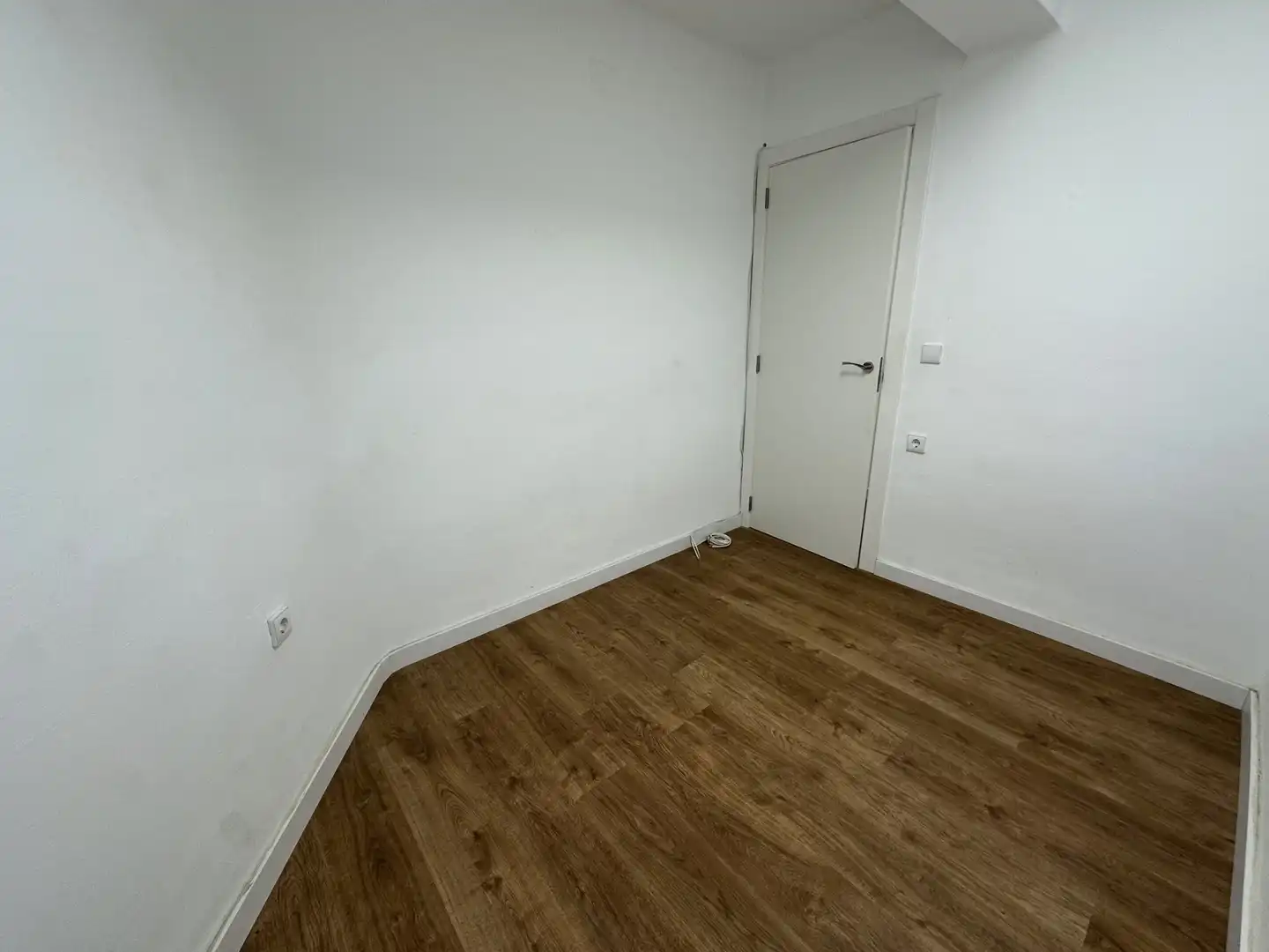 Flat for rent in Xirivella  with Air Conditioner, Parquet flooring and Terrace