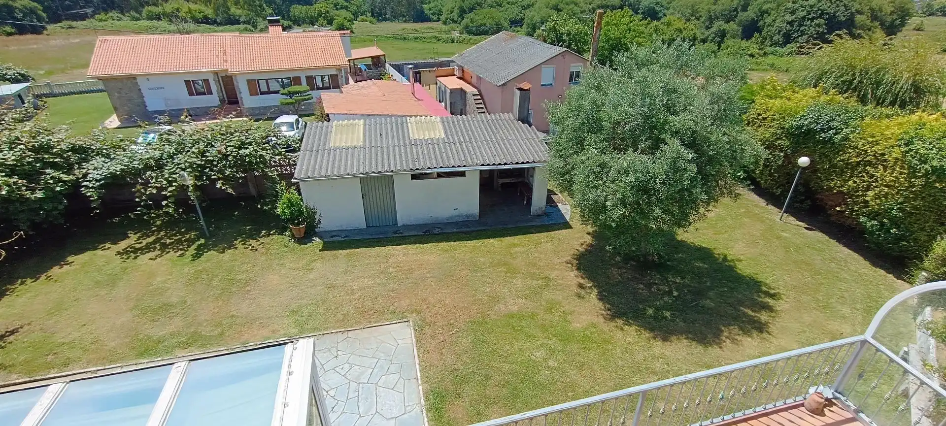 Casa o xalet en venda en Oleiros amb Calefacció, Terrassa i Balcó