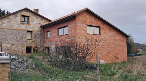 Foto 3 de Casa o chalet en venta en Barrio Mijares, 16, Escobedo, Camargo