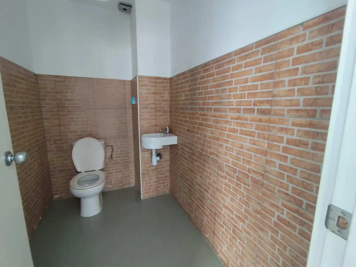 Local comercial de lloguer a Poniente-Sur, imagen 3