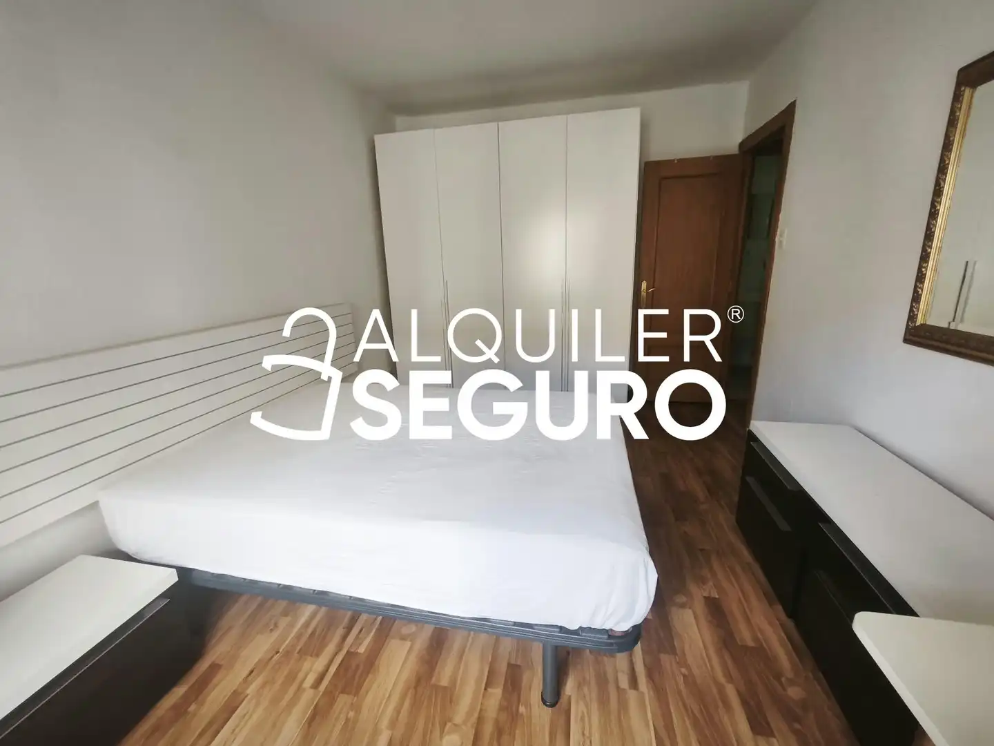 Schlafzimmer von Wohnung zur Miete in Zaragoza mit Heizung, Terrasse und Möbliert